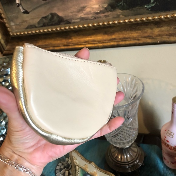 Cream & Gold Sseko Smooth Leather Change Wallet - Picture 7 of 9